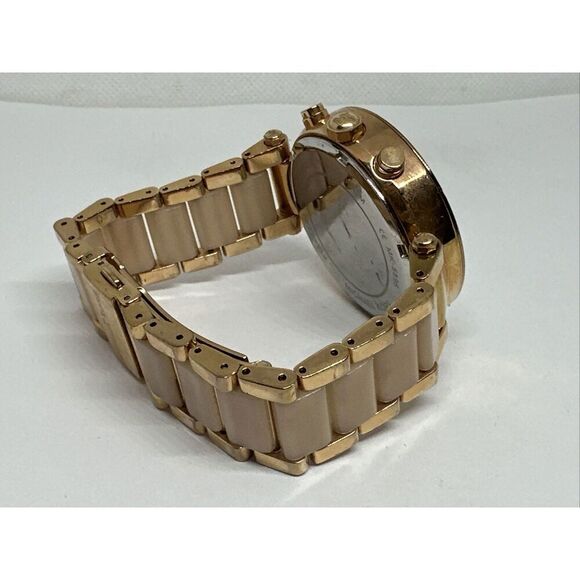 Michael Kors Parker MK5896 Women Rose Gold Analog Dial Quartz Wrist Watch NUL44